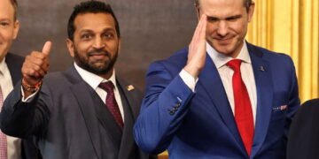 FBI Seeks Interviews with Democrats over Video Urging Military to Disobey Orders