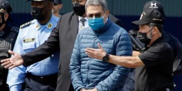 Trump Considers Pardon for Ex-Honduran President Juan Orlando Hernandez