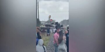 Woman Escapes Unscathed as Train Collides with Car in New Jersey Incident