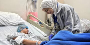 12-Year-Old Gaza Girl Undergoes Life-Saving Brain Surgery After Bombing
