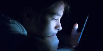 Australia to Bar Teenagers from Social Media Next Week: Concerns Rise