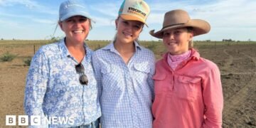 Australian Teens Respond to Social Media Ban: 'It's Insulting We Can't Cope'