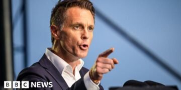 Australia's Plan to Accelerate Gun and Protest Laws Faces Backlash