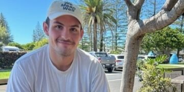 Bondi Policeman Wakes from Coma After Injuries in Mass Shooting Incident