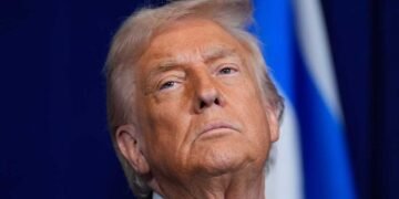 CIA Linked to Venezuelan Dock Strike Allegedly Used by Drug Smugglers, Sources Say