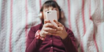 Concerns Grow Over Data Deficiency in Australia's Social Media Ban for Children