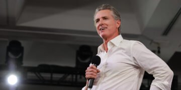 Democrats Unite in California as Optimism Grows for Upcoming Elections