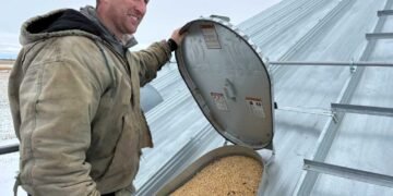 Farmers Applaud Trump's $12 Billion Aid Package, Call for More Support