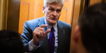 GOP Health Care Challenges Impact Key Midterm Races in Battleground States