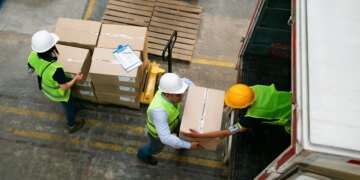 Holiday Cargo Thefts Rise 65% as Organised Crime Embraces Cyber Tools