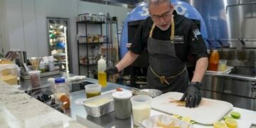 How Chain Restaurants Provide Unlimited Pasta Amid Economic Challenges