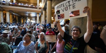 Indiana GOP’s Trump Reprimand May Signal Temporary Redistricting Pause