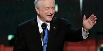 Jim Hunt, Former North Carolina Governor and Education Advocate, Dies at 88