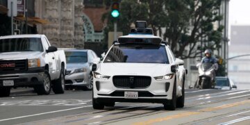 Newborn Delivered in Waymo Self-Driving Taxi En Route to San Francisco Hospital