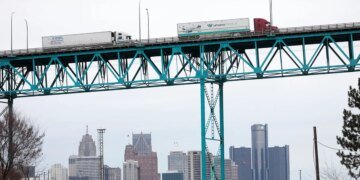 Organised Crime Syndicates Smuggle Stolen Detroit Vehicles to Iraq and Dubai