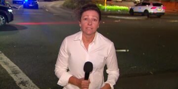 Photographer Shares Encounter with Gunman in Bondi 'Warzone' Incident