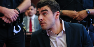 Police Officer Testifies on Identifying Luigi Mangione at McDonald's Incident