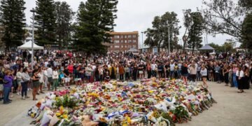 Rob Reiner Discusses Cultural Impact of Bondi Beach at Brown University Event