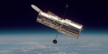 Study Reveals Satellite Light Disturbances Impacting Space Telescope Imagery