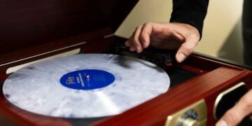 Texas Doctor Uses Vinyl Music to Enhance Patient Healing, NPR Reports