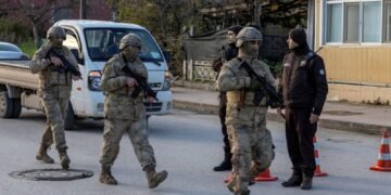 Three Police Officers and Six Militants Killed in Turkey Shooting Incident