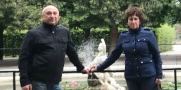 Tributes Honour Couple Who Died Averting Bondi Beach Terror Attack