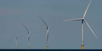 Trump Administration Halts Offshore Wind Power Projects in Atlantic Waters