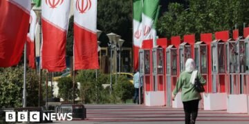 US Deports Second Group of Iranian Nationals, Confirm Officials