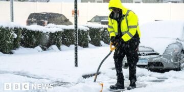 Winter Storm Disrupts Thousands of US Flights Ahead of Busy Travel Period