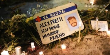 Alex Pretti Protests for Renee Good, Later Faces Similar Tragedy
