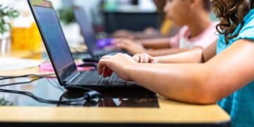 Analysis: The Dangers of AI in Education May Outweigh Its Advantages