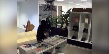 California Authorities Arrest Two Suspects in $100K Luxury Handbag Theft