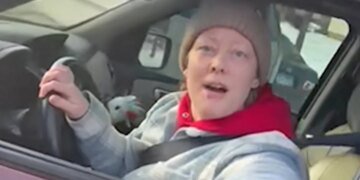 Cellphone Footage Captures Deadly Shooting Involving ICE Agents in Minneapolis