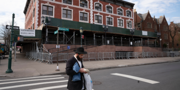 Driver Detained After Repeatedly Ramming Car into NYC Jewish Centre Doors