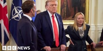 EU Considers Response to Trump's Tariff Threat Amid Trade Tensions