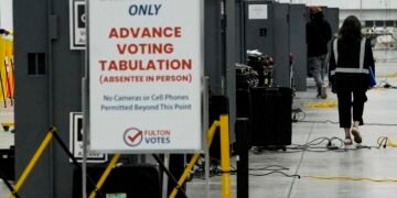 FBI Executes Search at Fulton County Election Office in Georgia