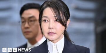 Former South Korean First Lady Sentenced to 20 Months for Bribery