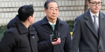 Former South Korean Prime Minister Han Duck-soo Sentenced to 23 Years in Prison