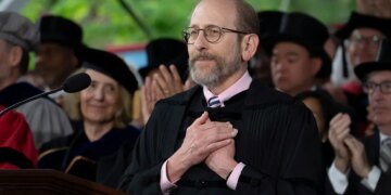 Harvard President Alan Garber Critiques Faculty Activism in Classrooms