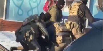 Initial Report: Alex Pretti Shot While on Knees, Rules of Engagement Questioned