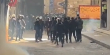 Iran Disrupts Internet and Phone Services Amid Rising Protests