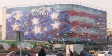 Iran Unveils Mural to Deter US Military Action Amid Rising Tensions