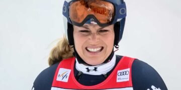 Lindsey Vonn's Downhill Crash Raises Concerns Ahead of Winter Olympics