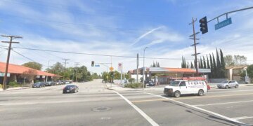 Off-Duty ICE Agent Intervenes as Man Shoots Rifle at LA Residential Complex