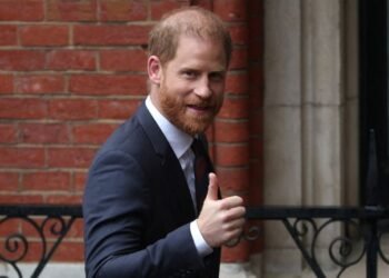 Prince Harry Emotionally Responds to Dramatic Evidence Against Mail Publisher