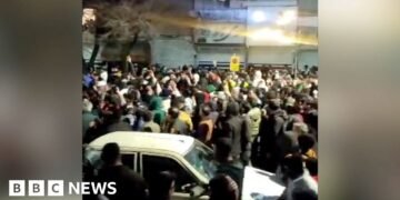 Protests Intensify in Iran as Violent Clashes Erupt in New Areas