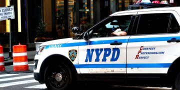 Rabbi Attacked in NYC on Holocaust Remembrance Day; Suspect Taken Into Custody