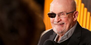 Salman Rushdie Unveils Documentary on Stabbing Incident at Sundance Film Festival