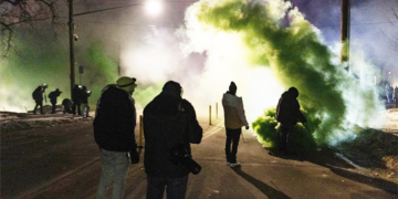 Second ICE Shooting in Minneapolis Triggers Protests and Police Confrontations