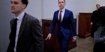 Senate Republicans Reject War Powers Resolution on Venezuela Conflict